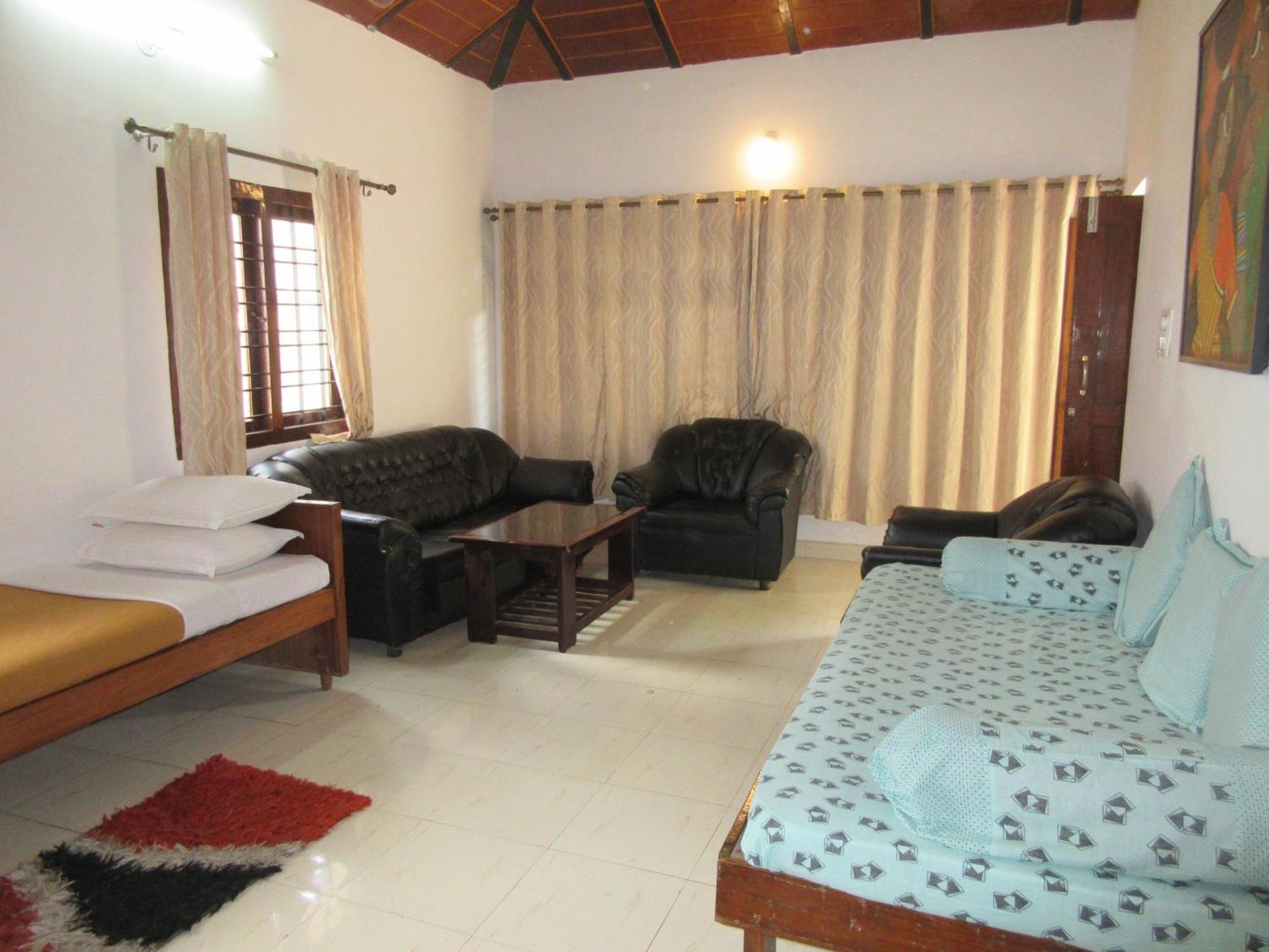 Kstdc Hotel Mayura Velapuri Belur Exterior photo